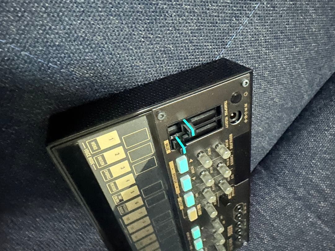 Korg Volca FM2、FM-2、シンセサイザー、シーケンサー