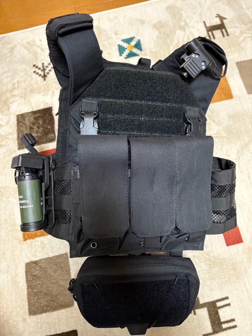CHASE TACTICAL プレートキャリア ブラック