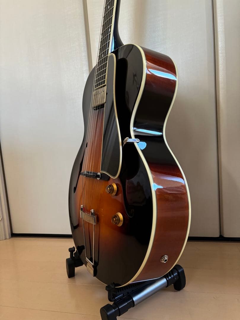 ギター The Loar LH-700 Seymour Duncan Antiquity