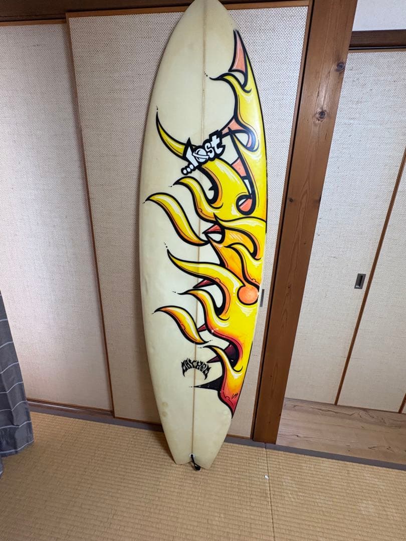 メイヘムサーフボード 炎デザインフィッシュ