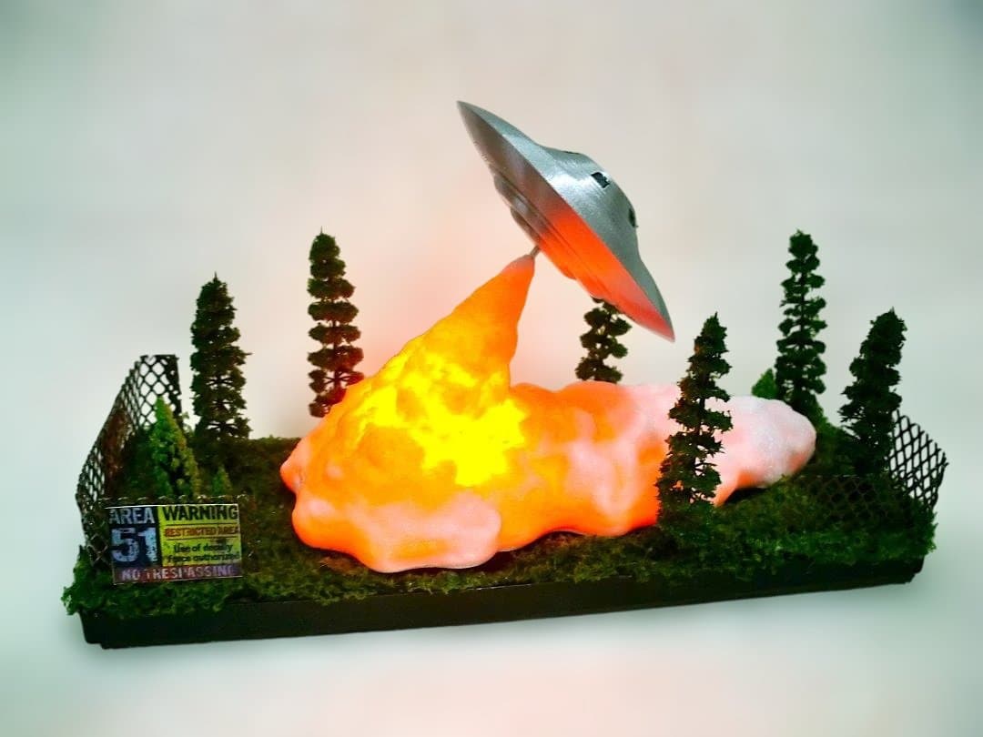 エリア５１UFOジオラマシリーズ火炎放射グレイフィギュアセット