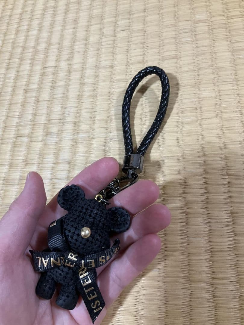 クマ型編み物キーホルダー ブラック