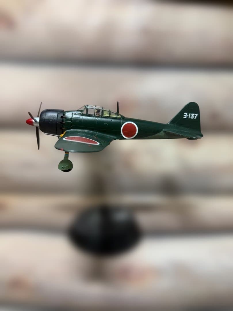 青島文化教材社 ダイキャスト 三菱 A6M5c 零式艦上戦闘機 五二型丙