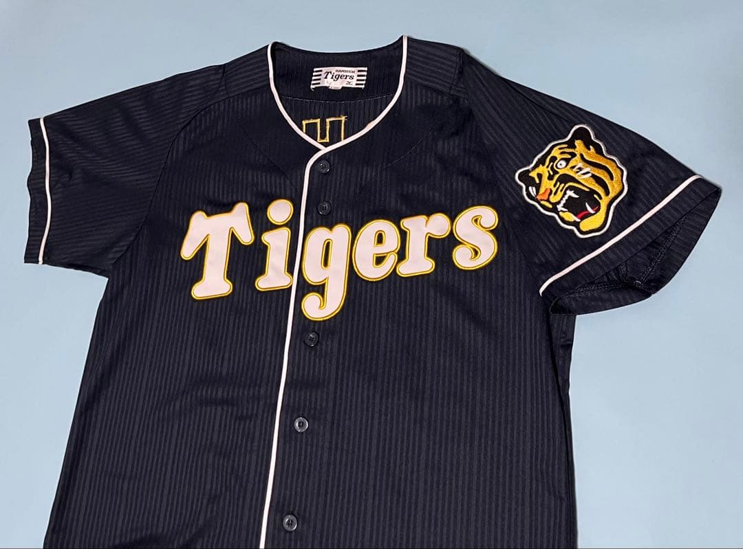 阪神タイガース　能見篤史投手ユニフォーム　1948-1949復刻モデル