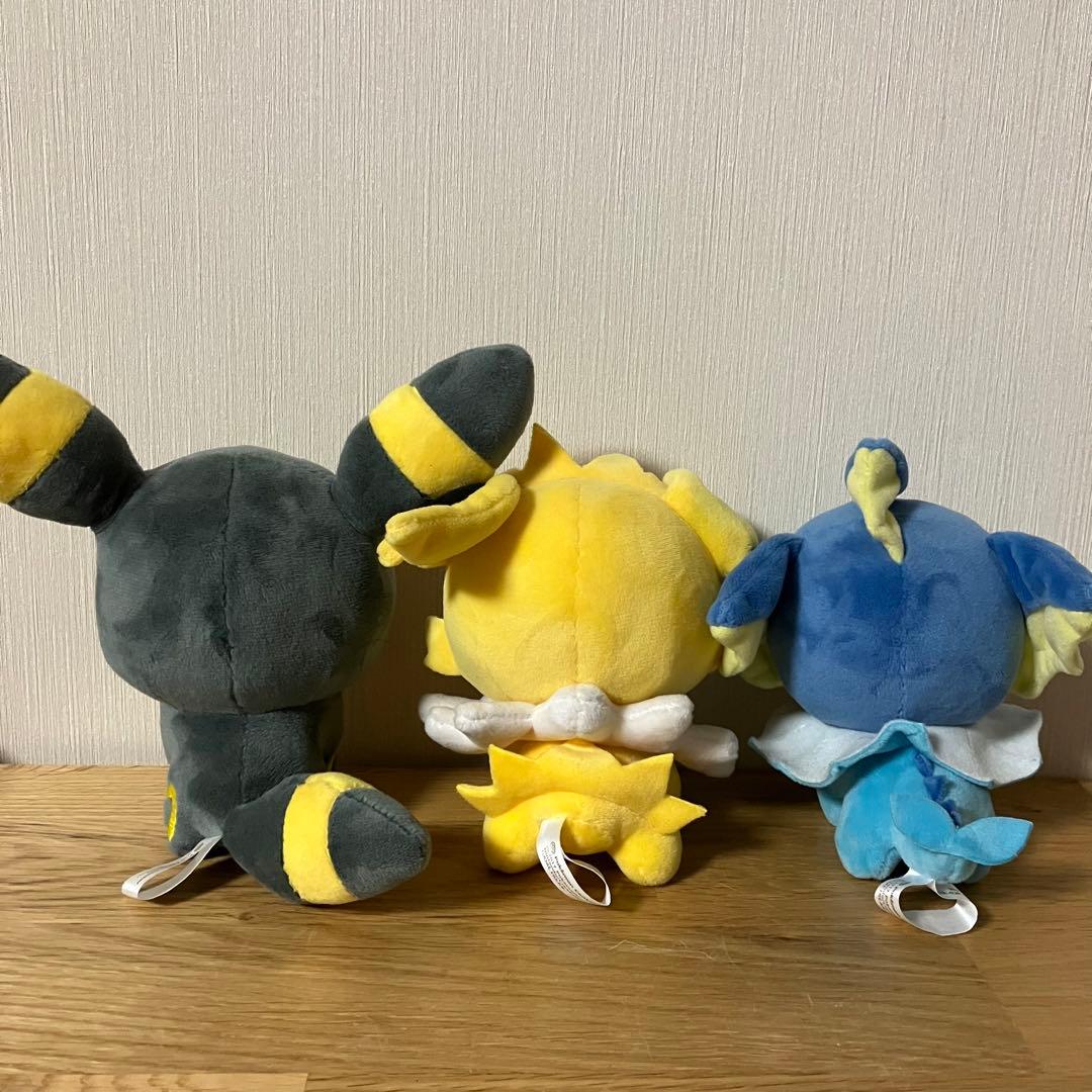 ポケモンセンター　ぬいぐるみ　ポケモンドール