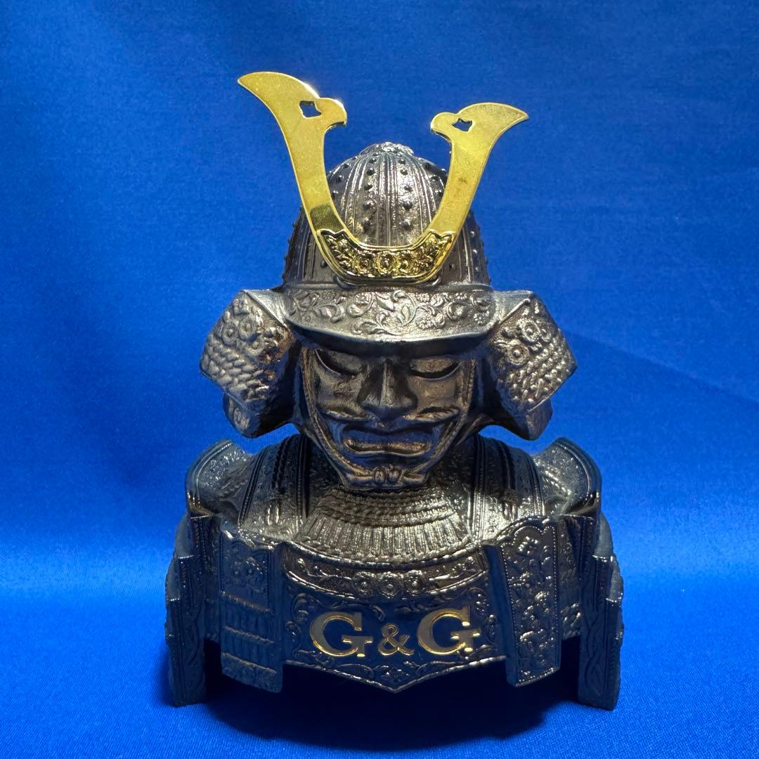 【貴重】ニッカウィスキー ボトルキャップ　カバー　 G&G 白 戦国武将 鎧兜