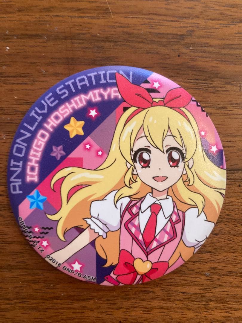 未使用　星宮いちご　アニon アイカツ　マグネット付きバッジ