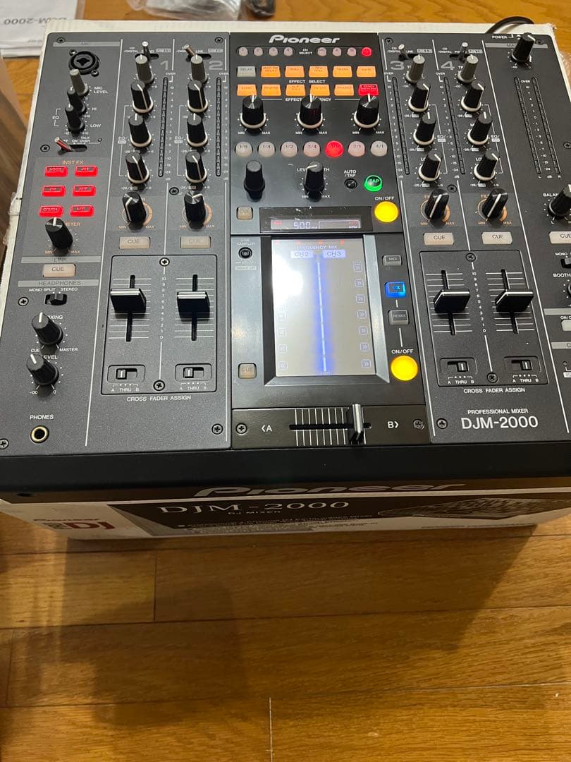 Pioneer DJM-2000 DJミキサー 使用回数少なく超美品 動作確認済