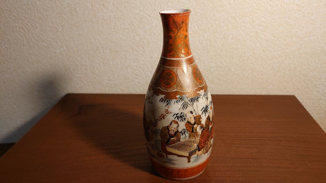 古九谷　九谷焼　徳利　明治九谷　庄三　飯田屋　宮本屋窯　赤絵　金彩　本金　１客