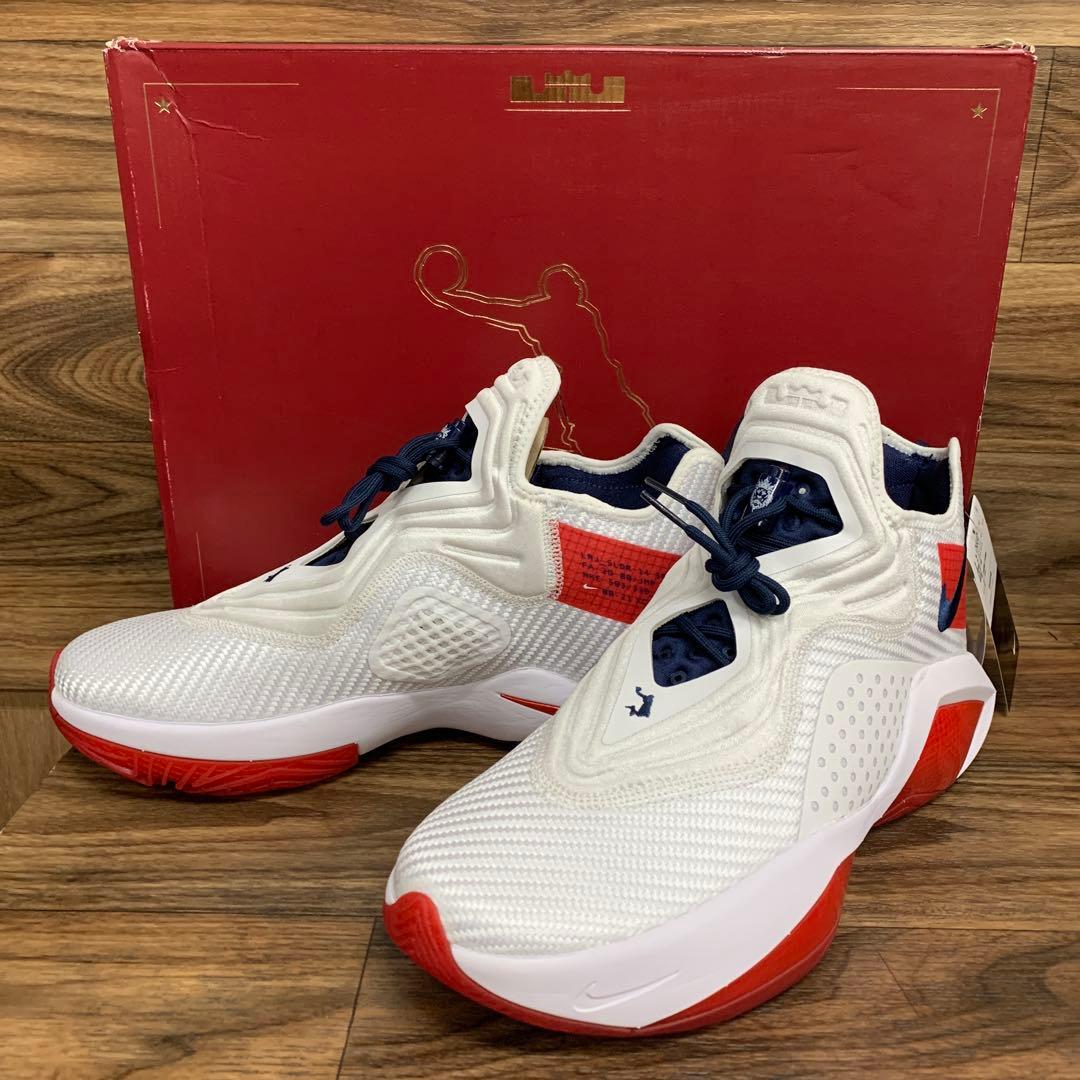 未使用 Nike LeBron Soldier 14 \