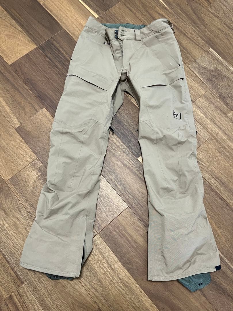 Burton ak swashベージュ S