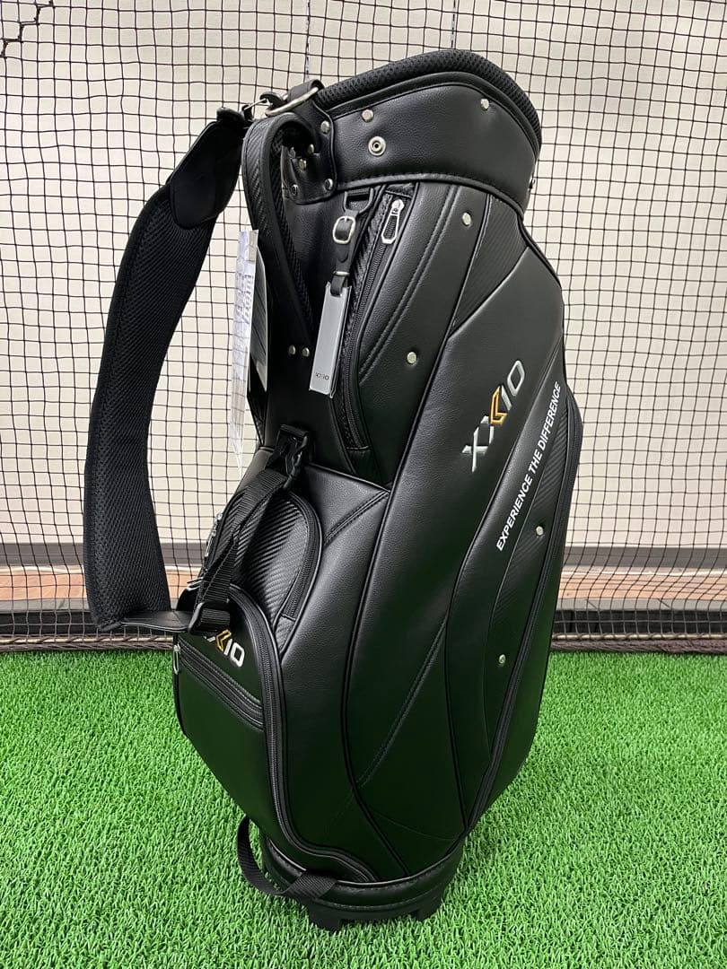新品 ゼクシオ キャディバッグ ブラック