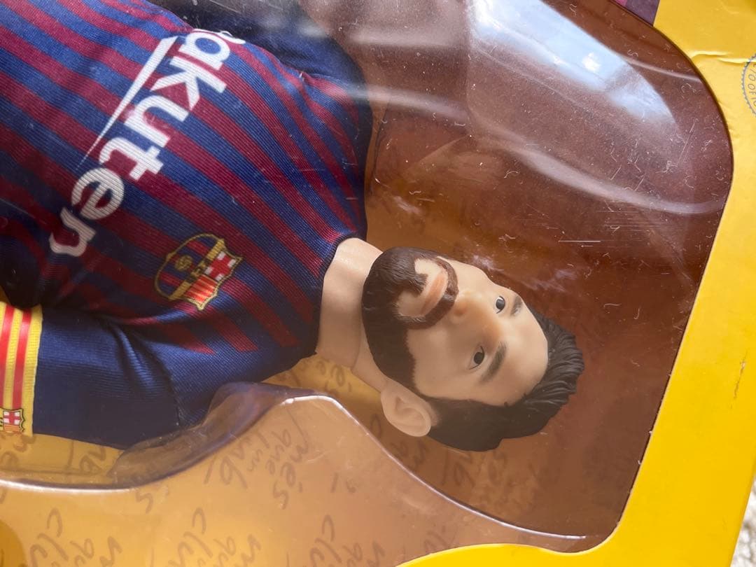 週末SALE‼️リオネル・メッシ FCバルセロナ公式 アクションフィギュア 10番