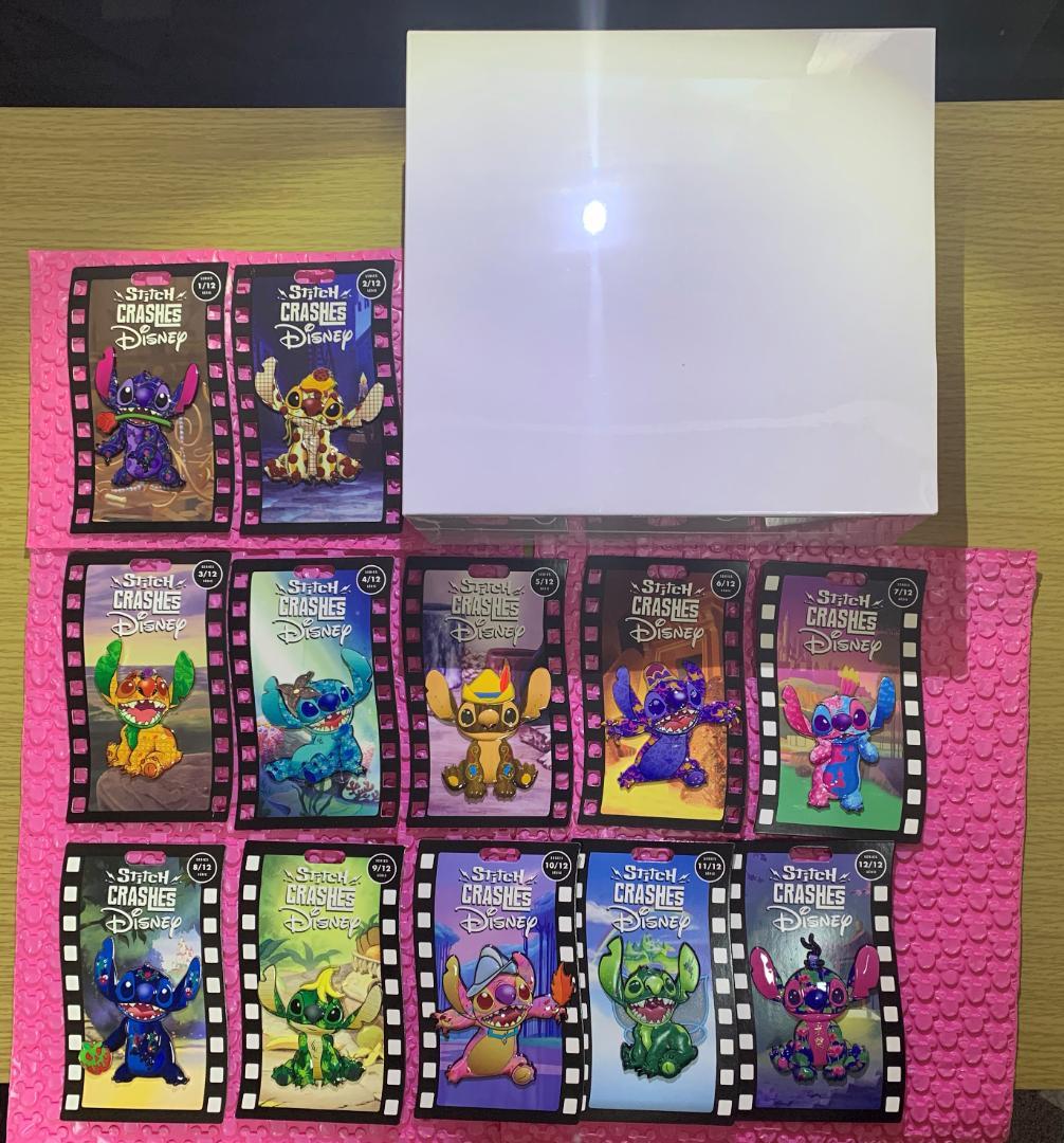 Stitch Crashes Disney ピン 全種類＋ピンホルダー