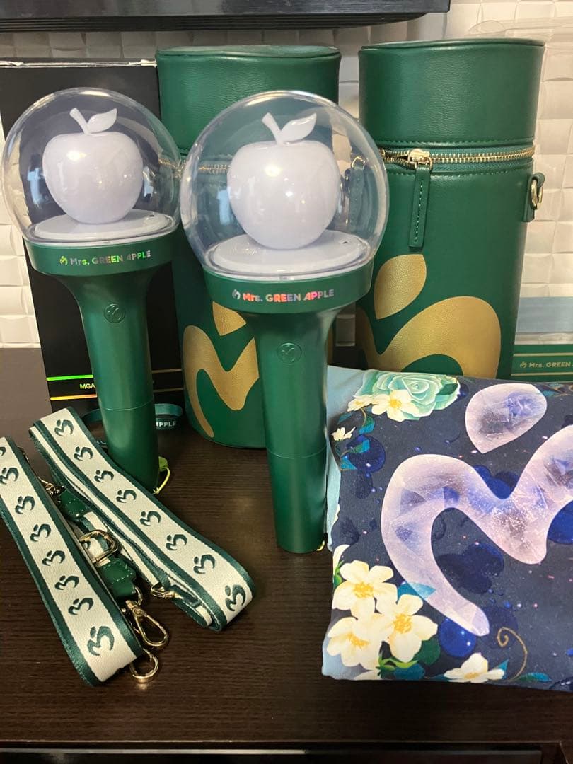 Mr. GREEN APPLE ペンライト ケース Tシャツセット
