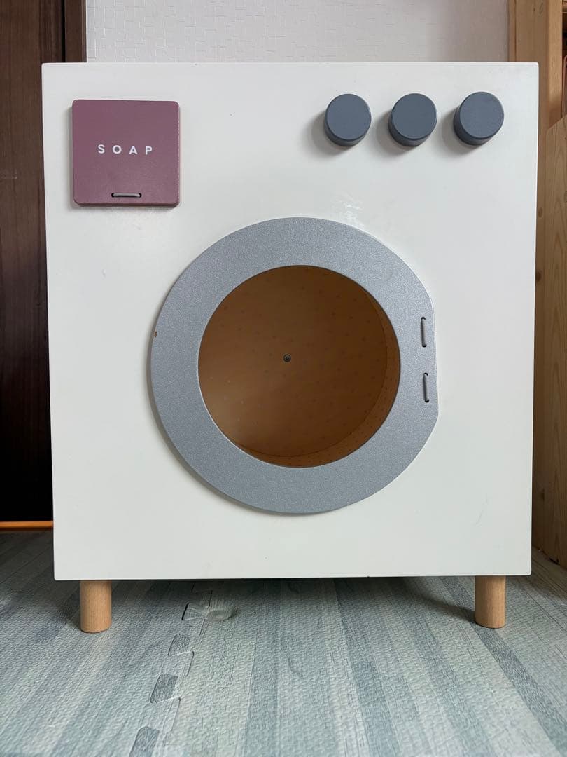 ZARA  木製洗濯機おもちゃと石鹸タブレット