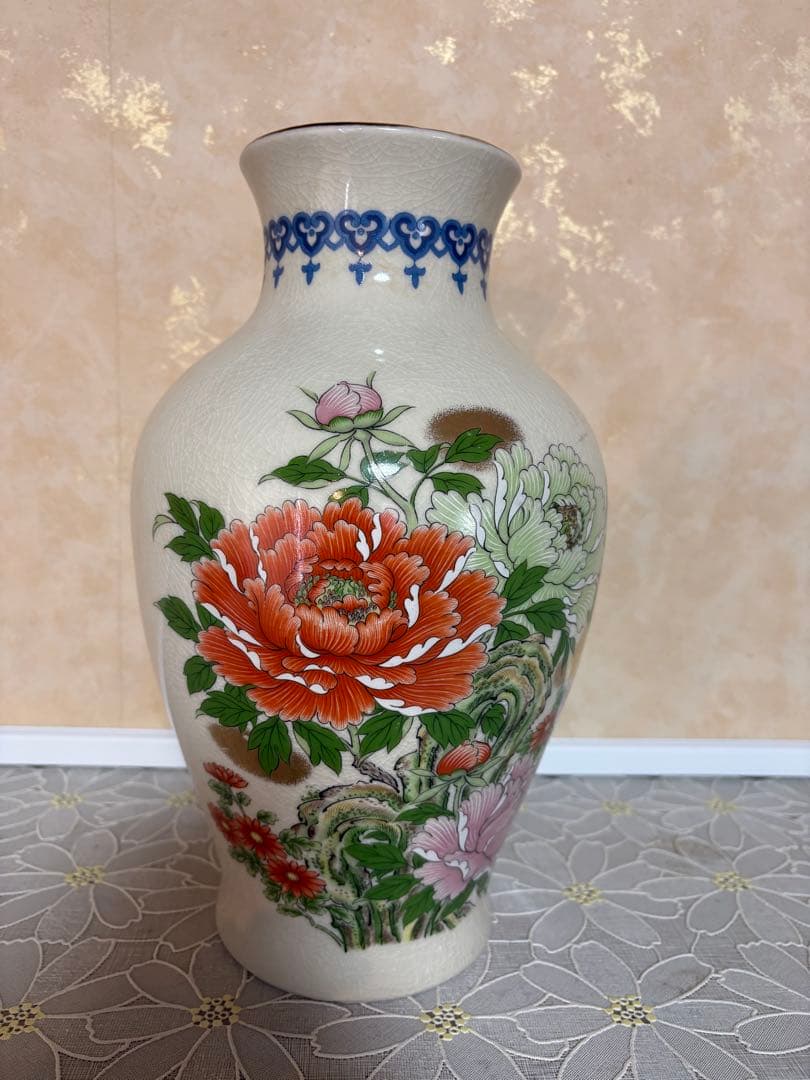 花柄陶器花瓶