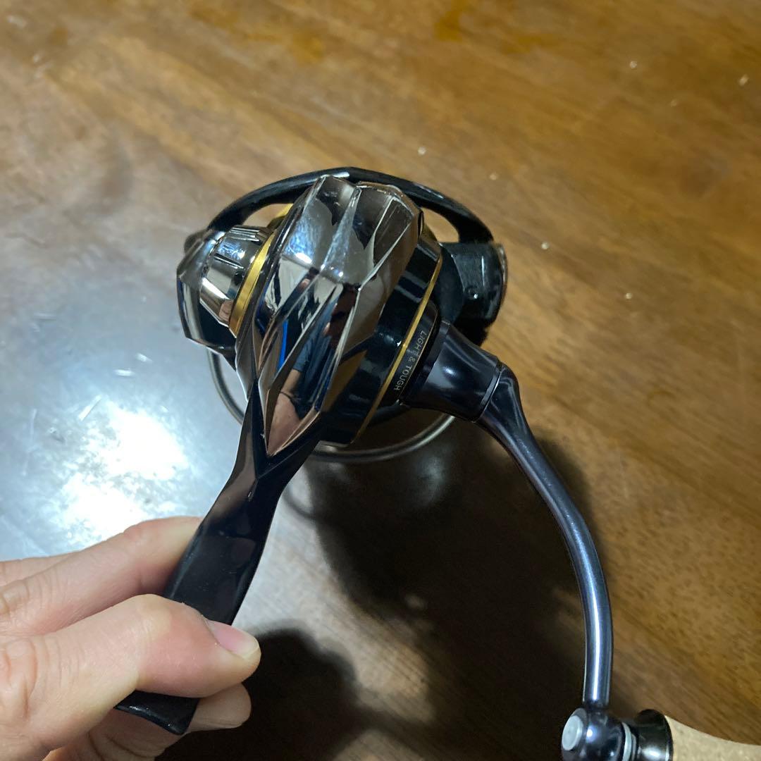 21CALDIA LT2500S スピニングリール　ダイワ　カルディア