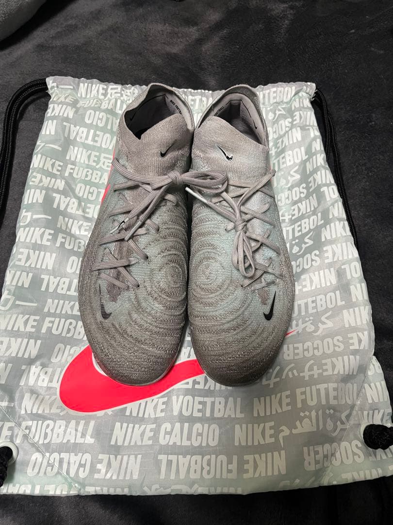Nike Phantom サッカーシューズ