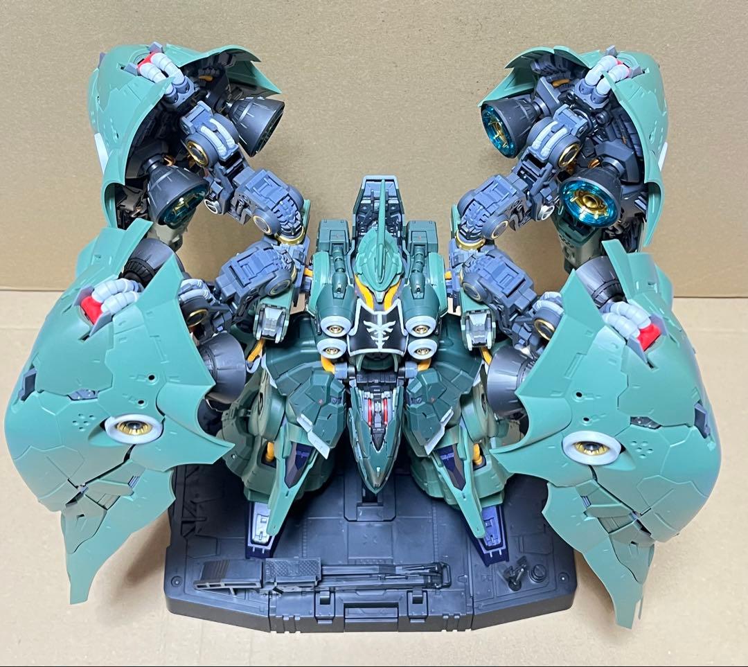 Axis Model 1/100 オシリス・エリアル ドミネーター 素組品