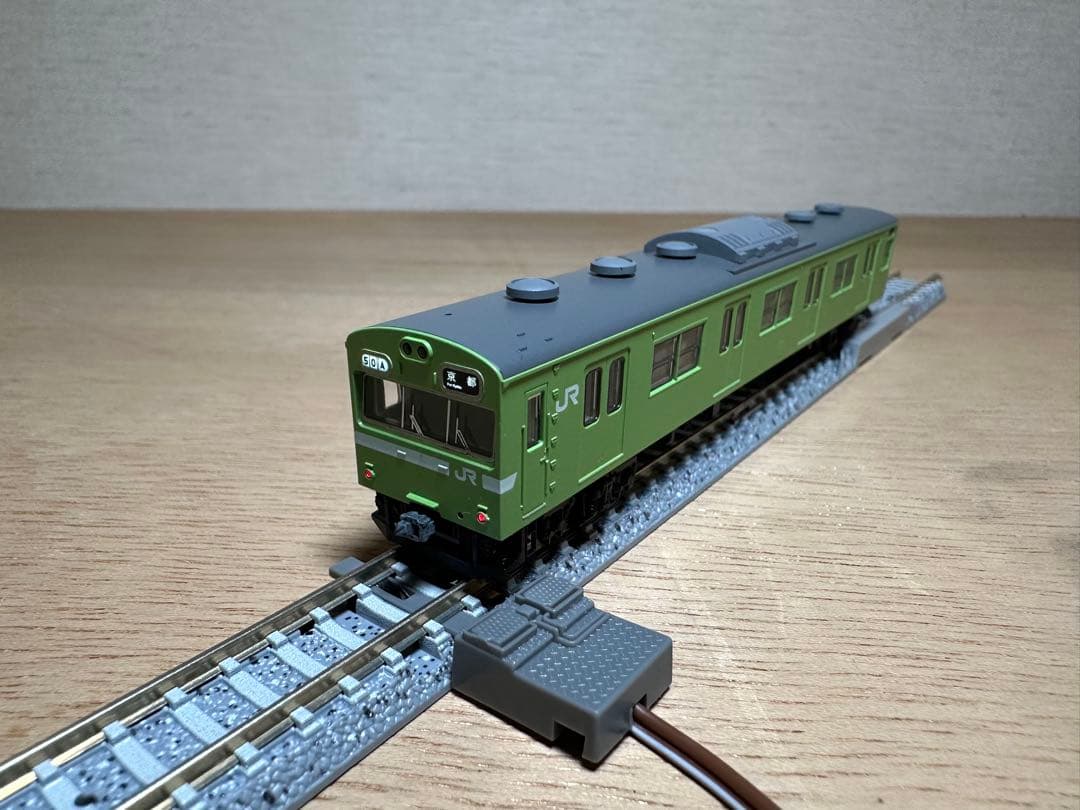 TOMIX 103系通勤電車(JR西日本仕様・黒サッシ・ウグイス)6両