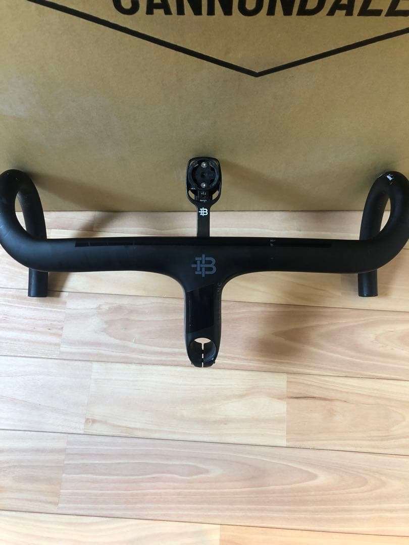 BLACKINC 一体型カーボンハンドル