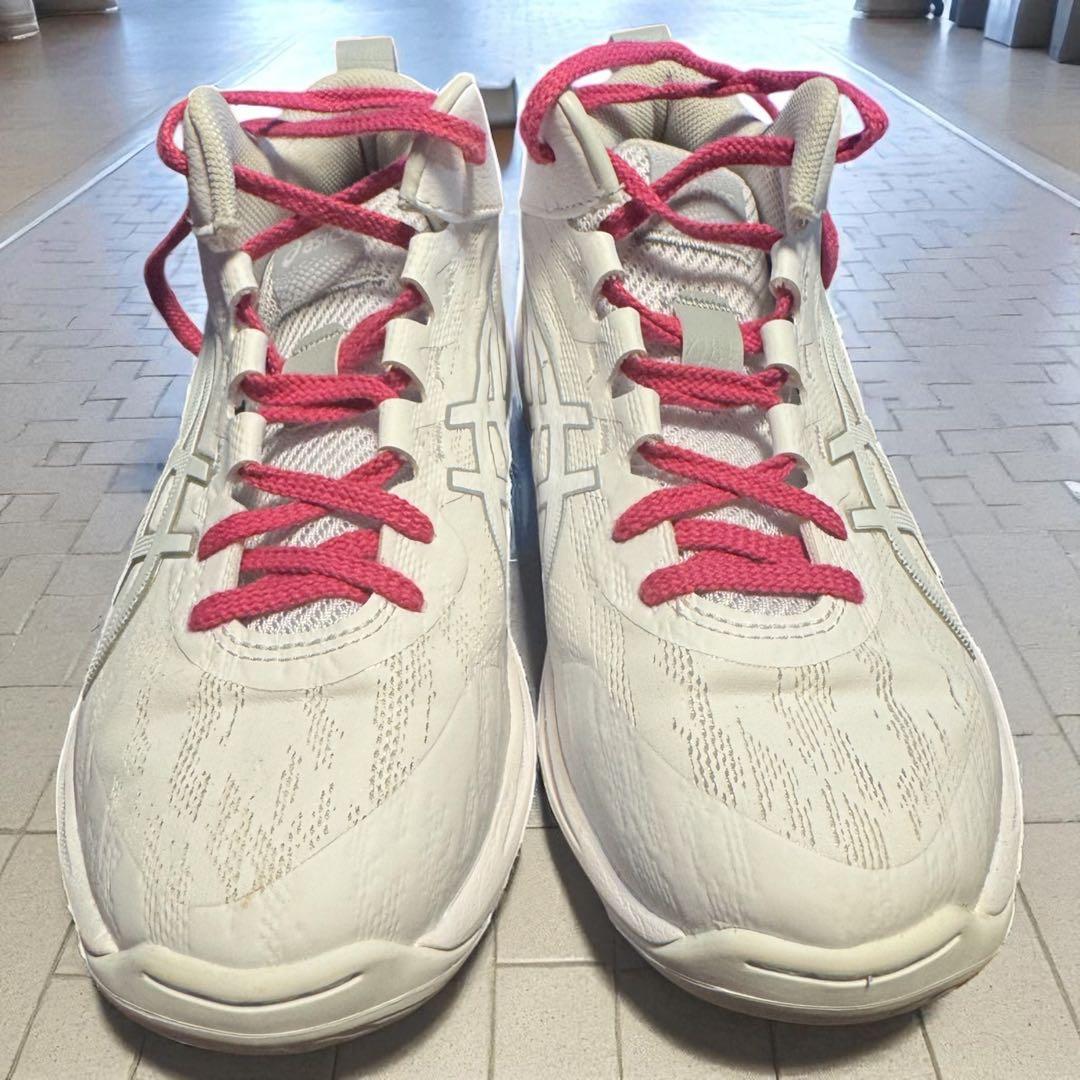 ASICS バスケットシューズ ハイカット ホワイト/ピンクタイムサービス中‼️