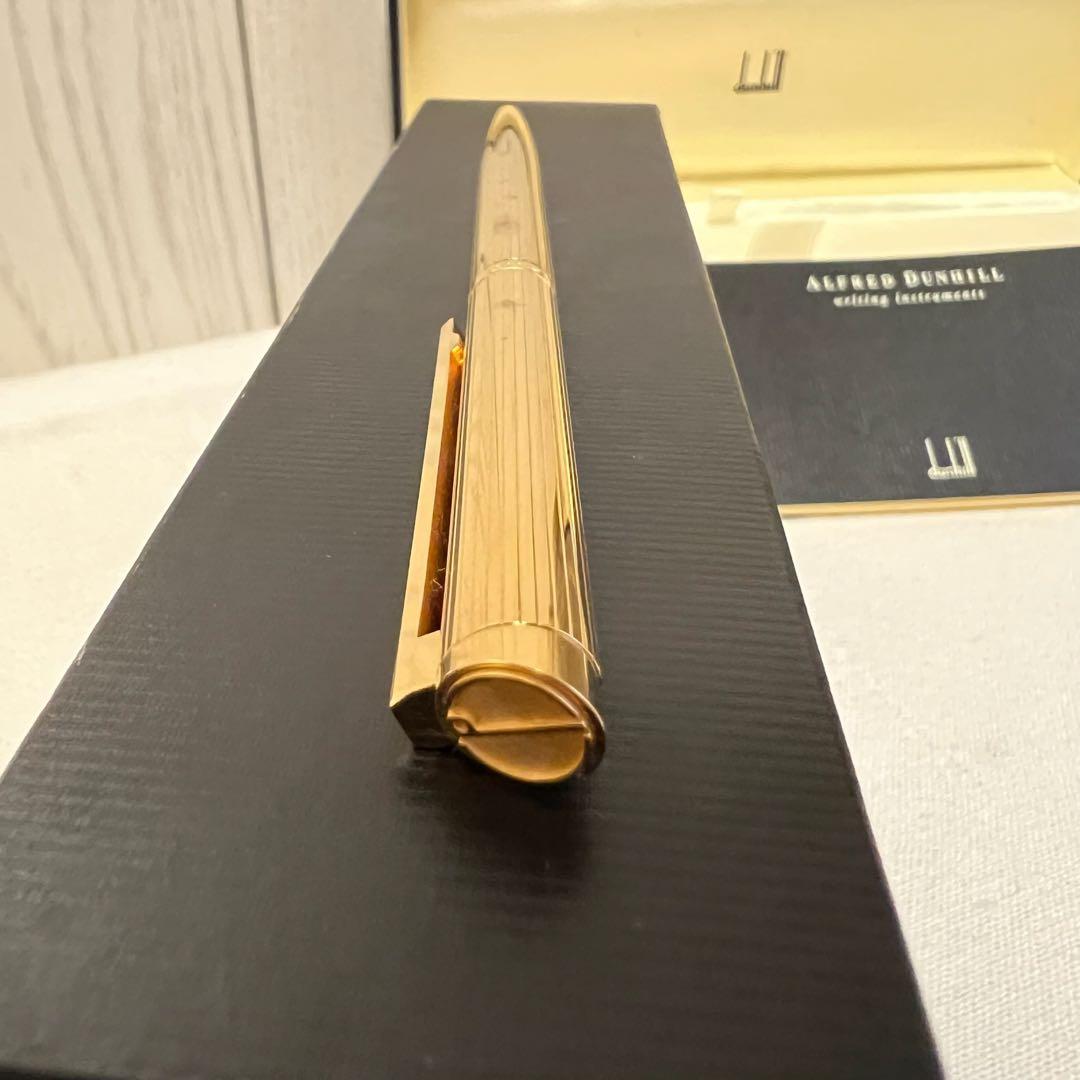 ALFRED DUNHILL ゴールドボールペン　専用ケース付き　カード付き