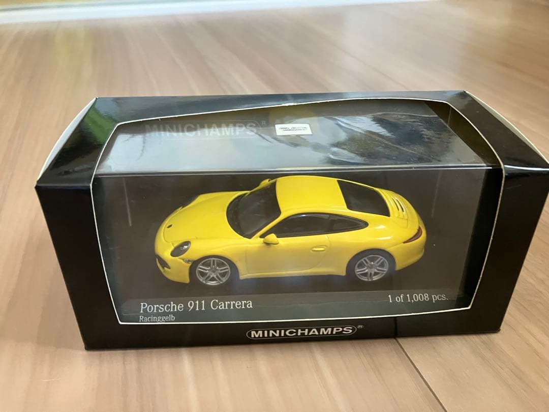 1/43 ポルシェ 911 カレラ 991 イエロー
