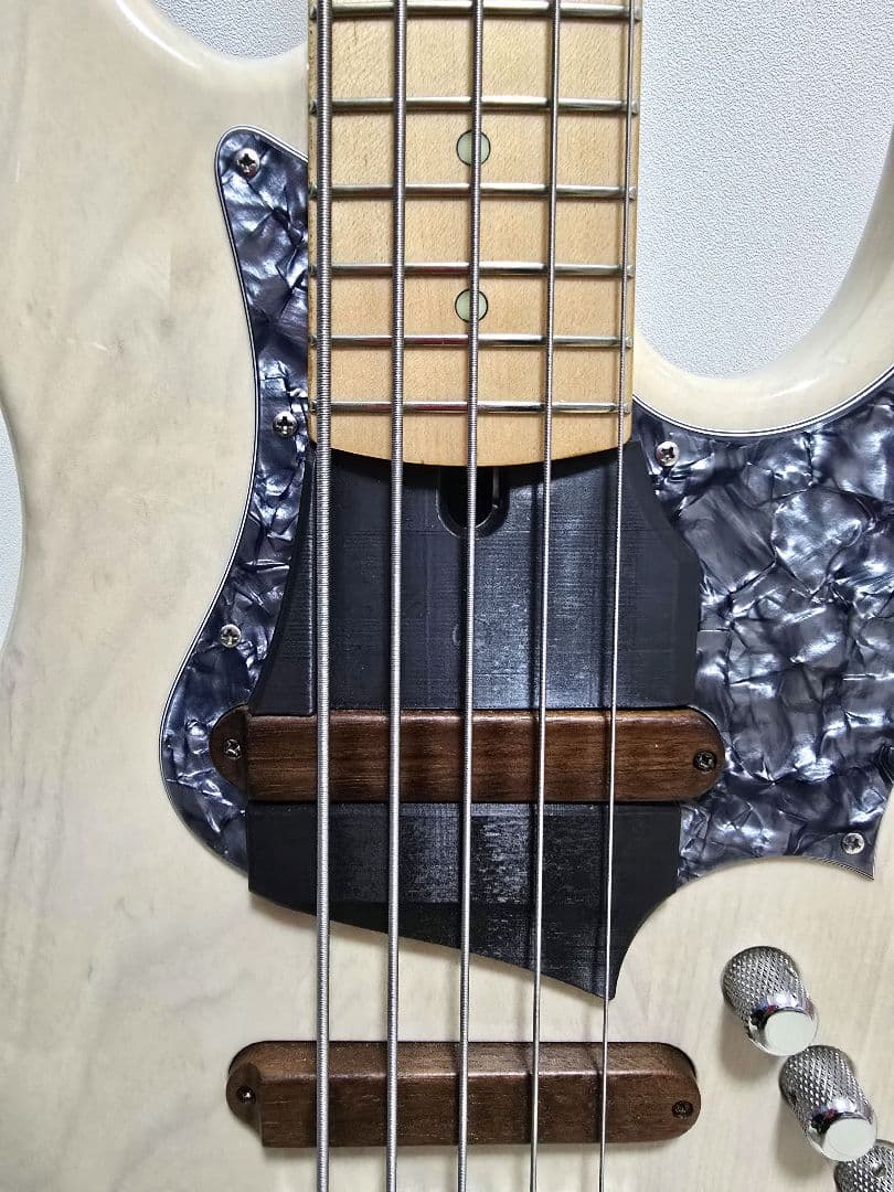 XOTIC XJ-1T 5st・White Blonde/BlackParl