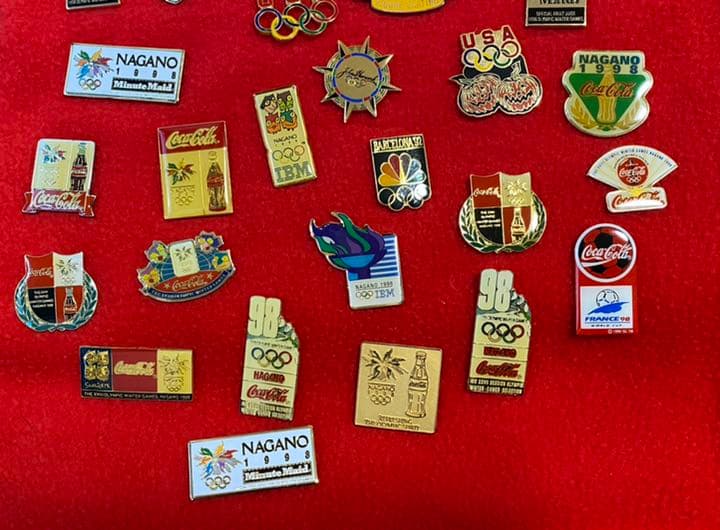 コカコーラ　五輪ピンバッジ　33個セット