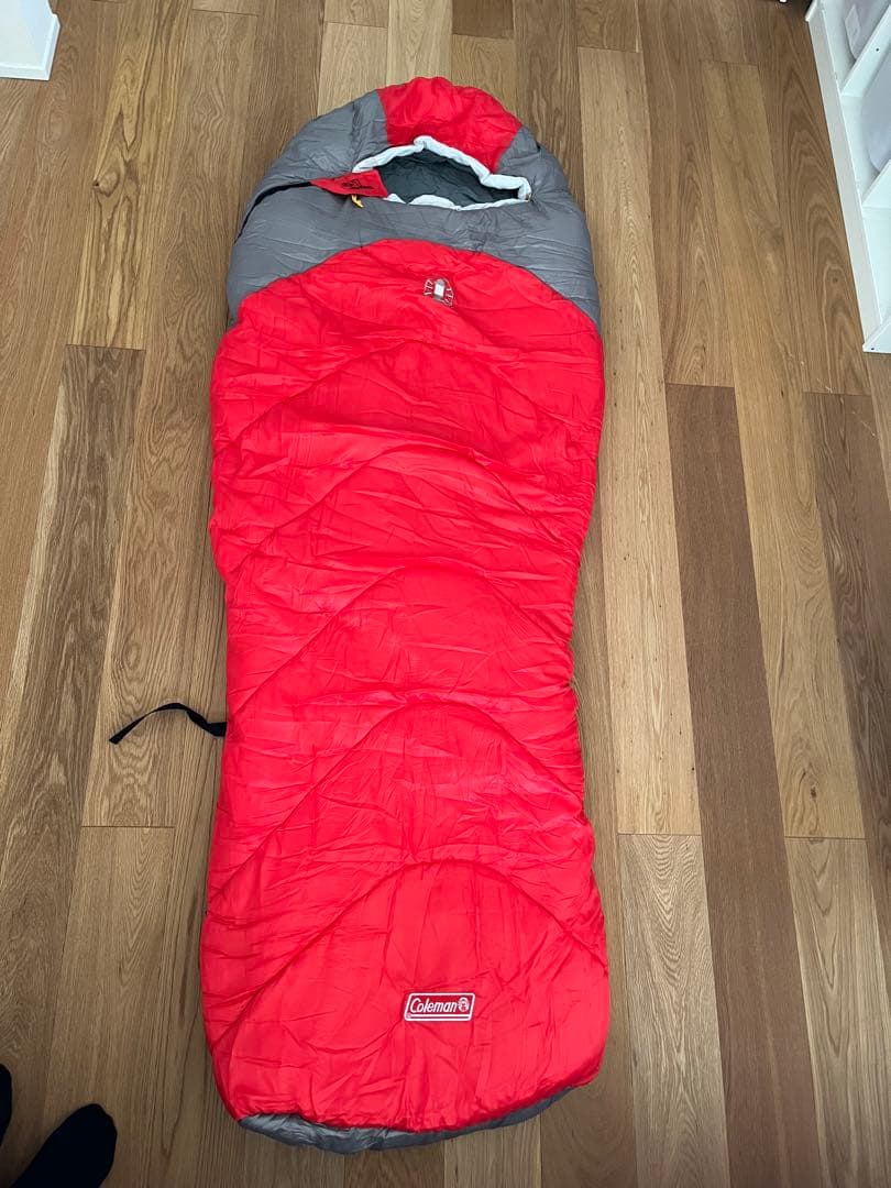 Coleman TASMAN L-15 寝袋 赤/グレー