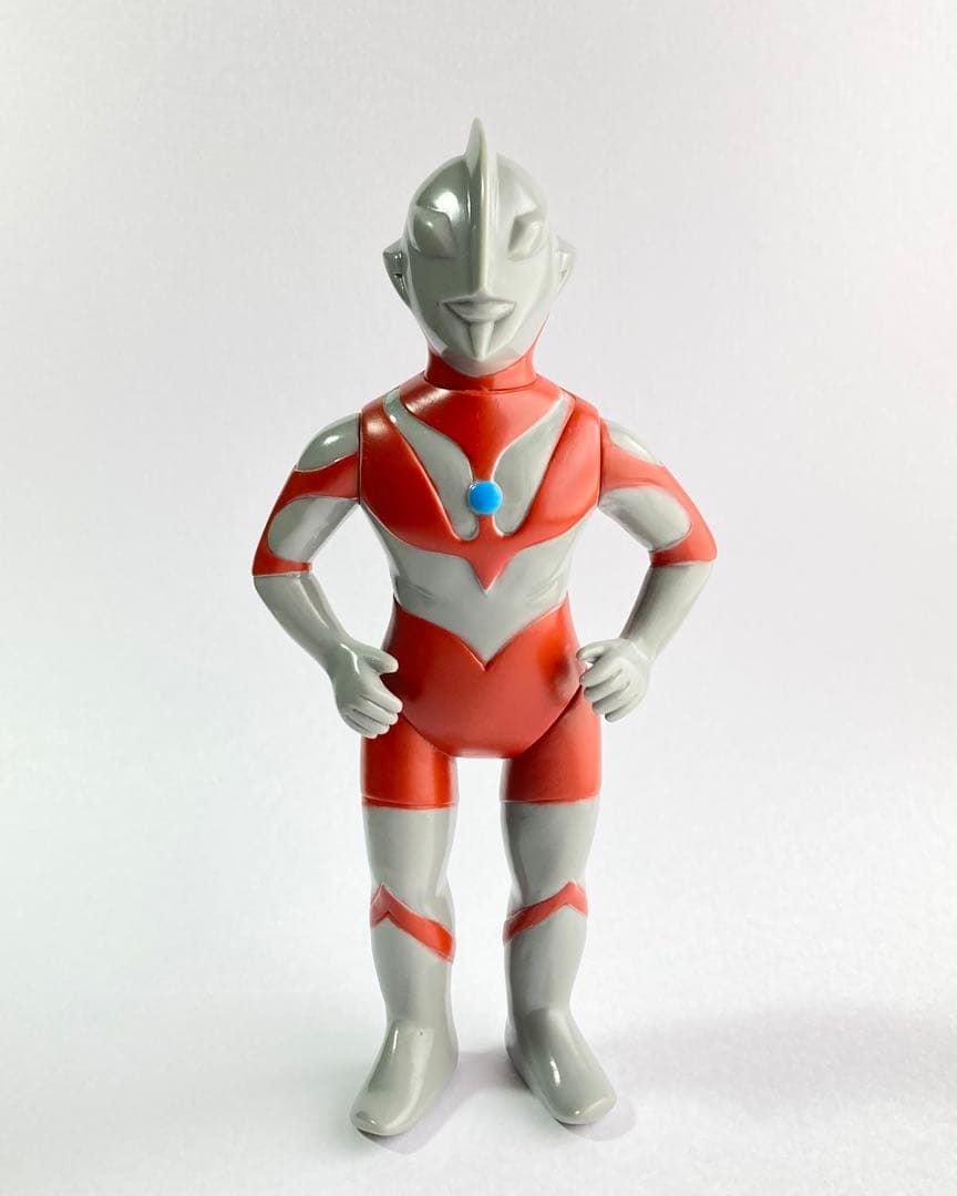 にせウルトラマン　M1号