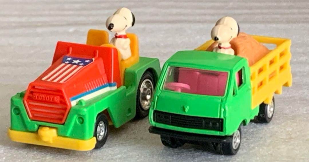 AVIVA スヌーピー ミニカー 2種セット