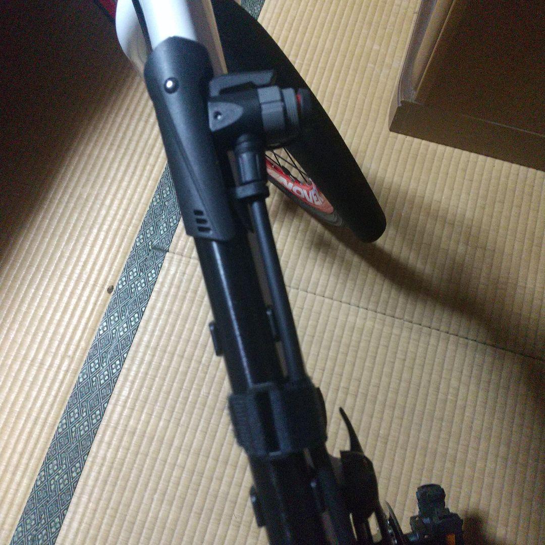 新品　折り畳み 　ロードバイク 軽量アルミフレーム　付属品多数
