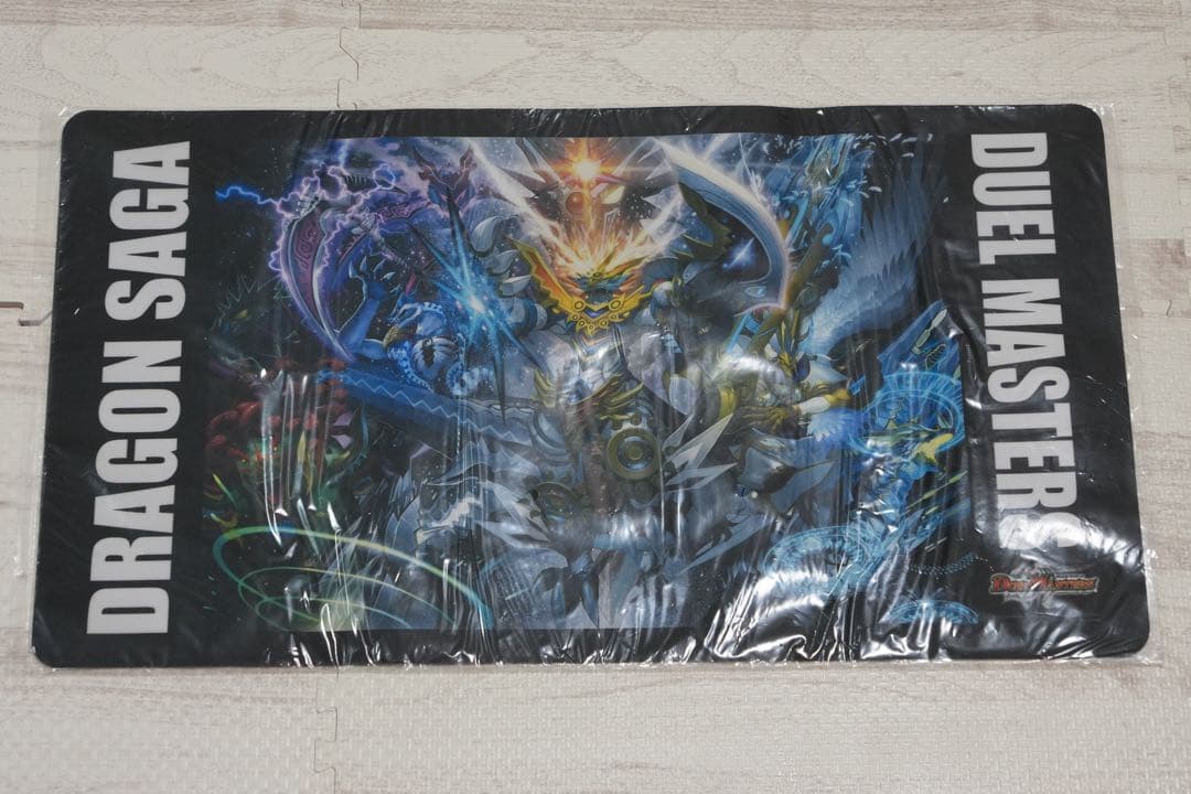 新品未開封　熱血星龍ガイギンガ　デュエマ　プレイマット　ドラゴンサーガ　トレカ
