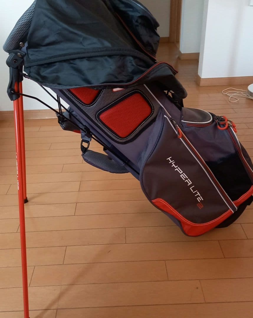 Callaway Hyperlite ゴルフバッグ 超軽量 スタンド付き 美品