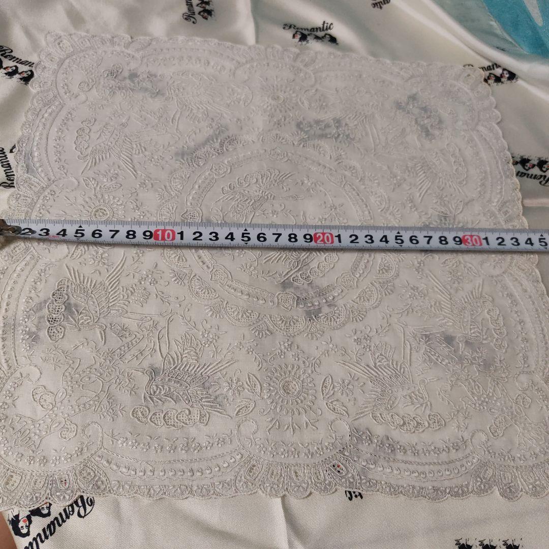 汕頭　スワトウ　　刺繍　ハンカチ　レース