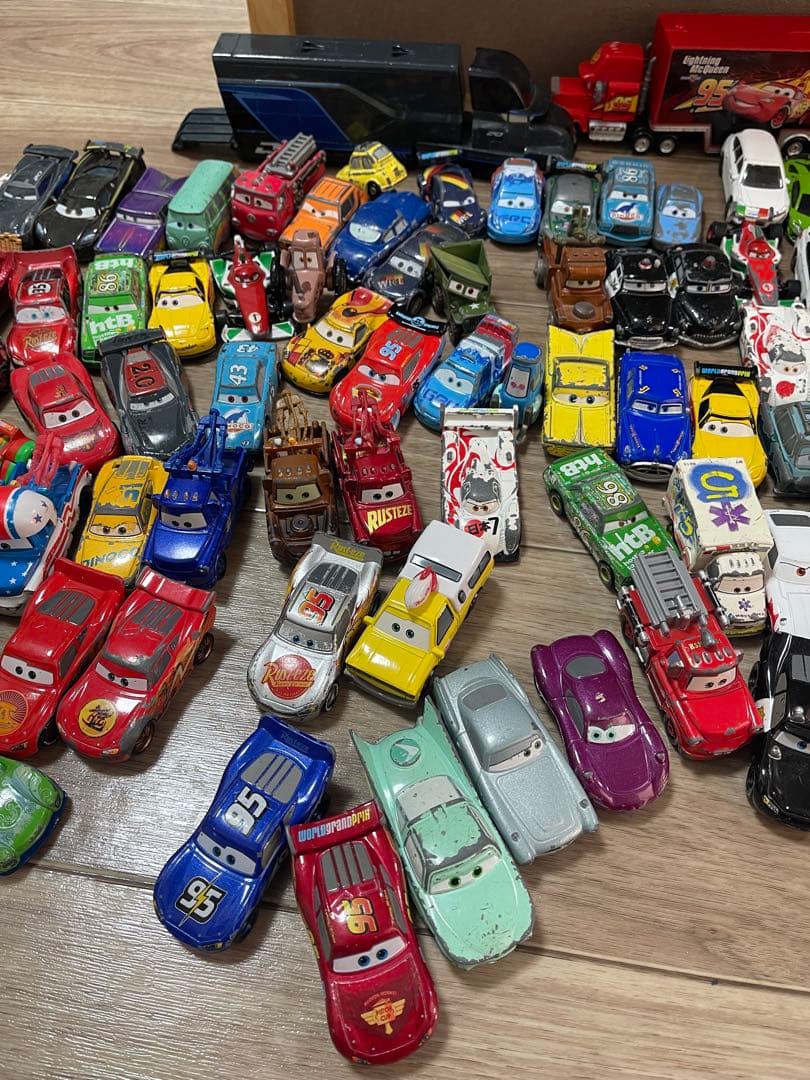 トミカ　カーズ　ミニカー　約150台 まとめ売り　（廃盤レア含む）