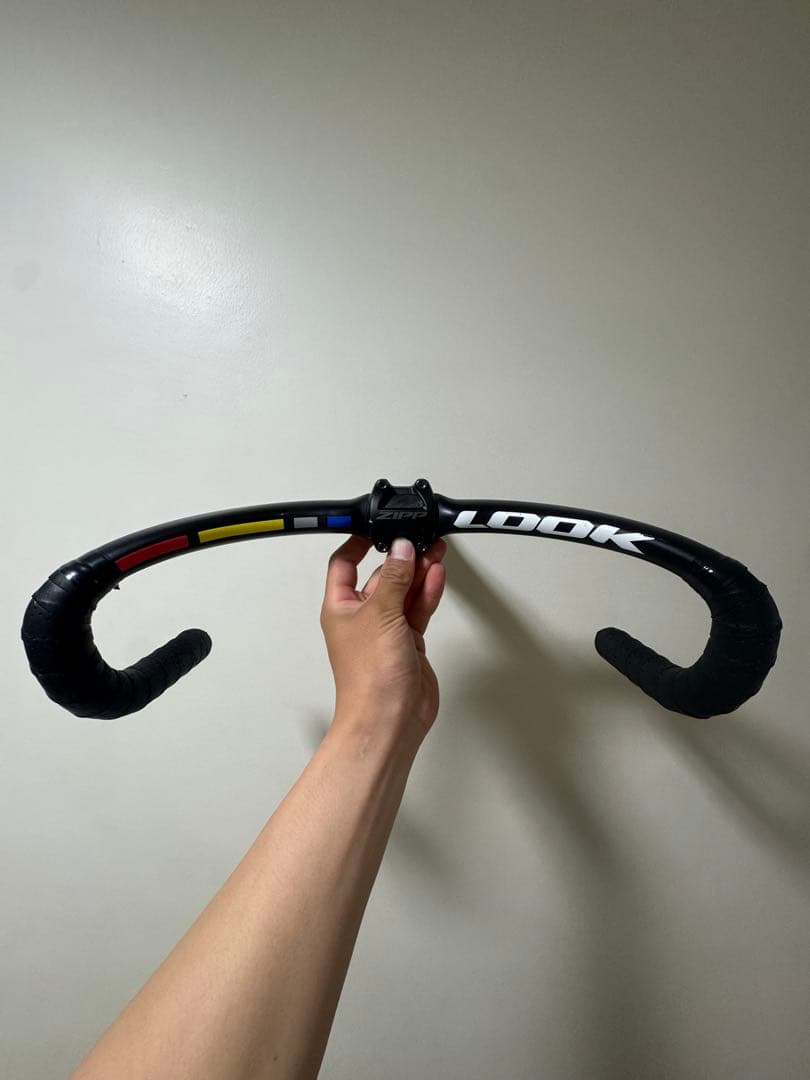 LOOK 純正ハンドル　370mm 定価60500円