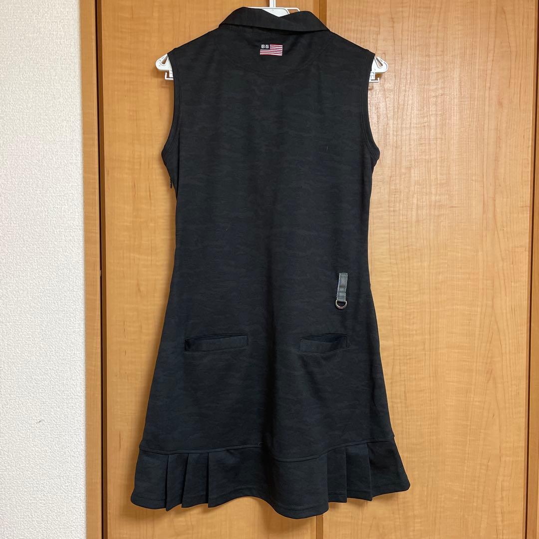 美品　ブリーフィング　ゴルフ　ワンピース　迷彩　ノンスリーブ　M