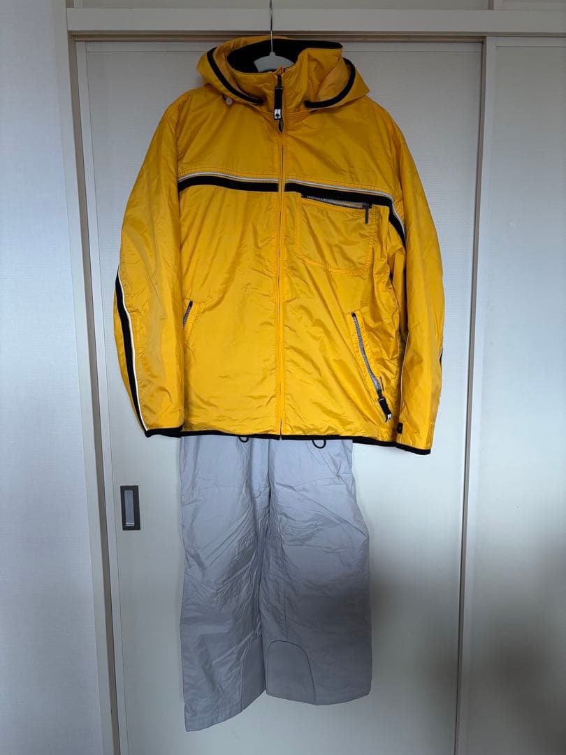 DESCENTE スキーウェア　上下　イエロー