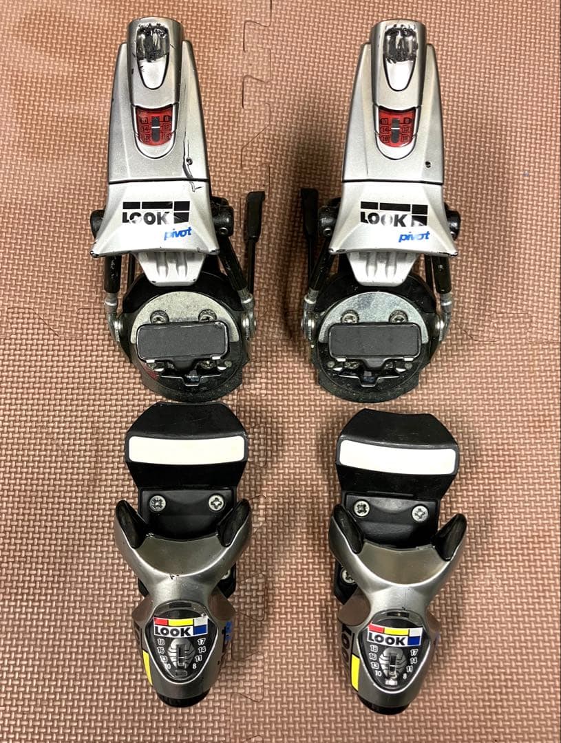 Look pivot18 ターンテーブルビンディング