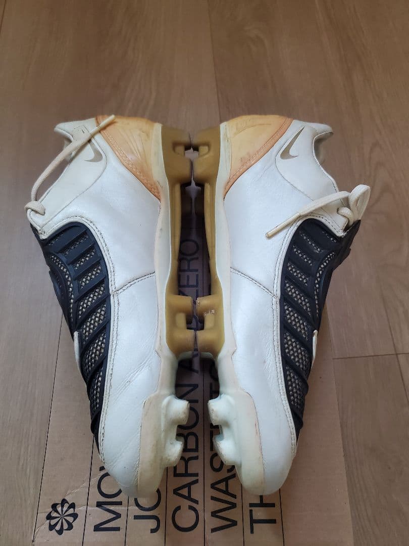ナイキ Nike Total90 トータル90 26.5cm