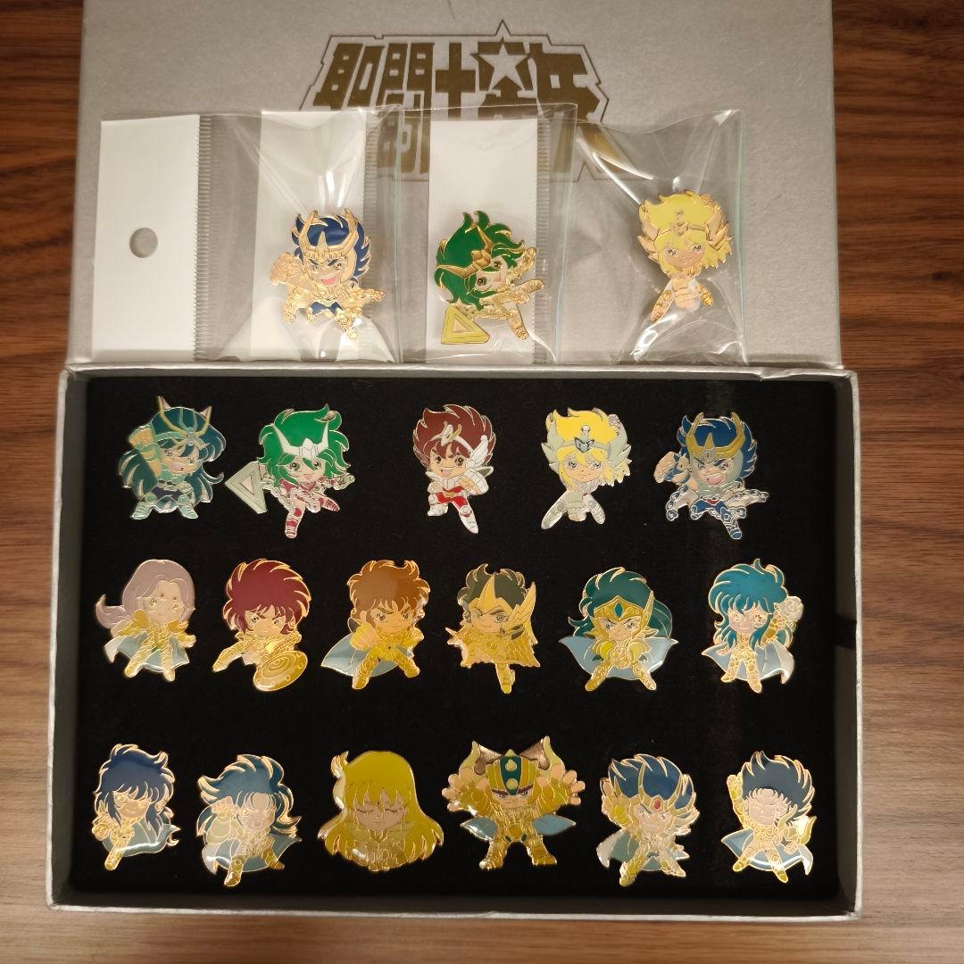 聖闘士星矢　ピンズコレクション　20個セット