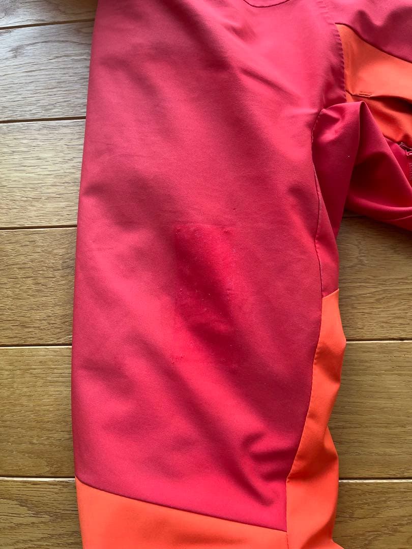 DESCENTE デサント　スキーウェアデモモデル