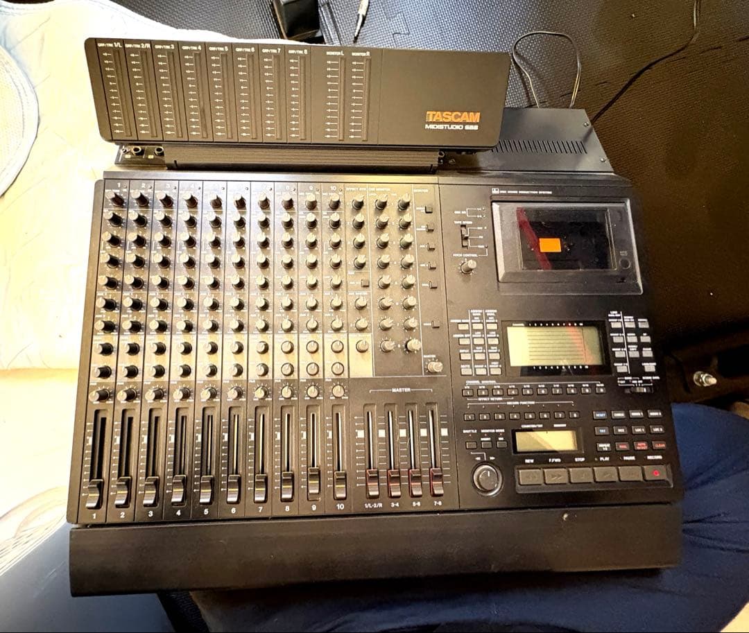 配信機器・PA機器・レコーディング機器 TASCAM MIDI STUDIO 688