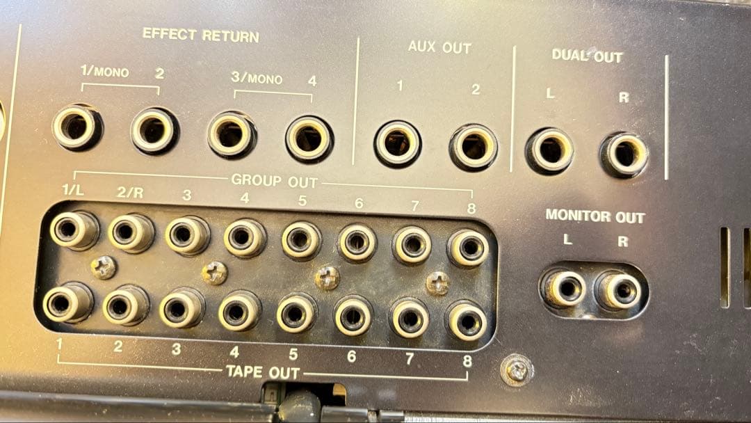配信機器・PA機器・レコーディング機器 TASCAM MIDI STUDIO 688