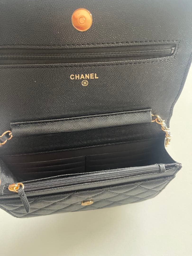 CHANEL ブラックショルダーバッグ キルティング