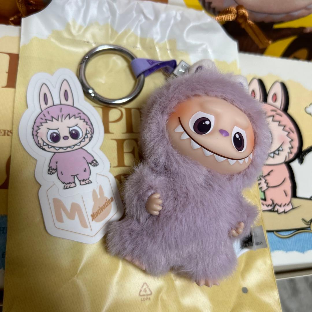 ラブブ LABUBU PIN FOR LOVE ぬいぐるみペンダント M